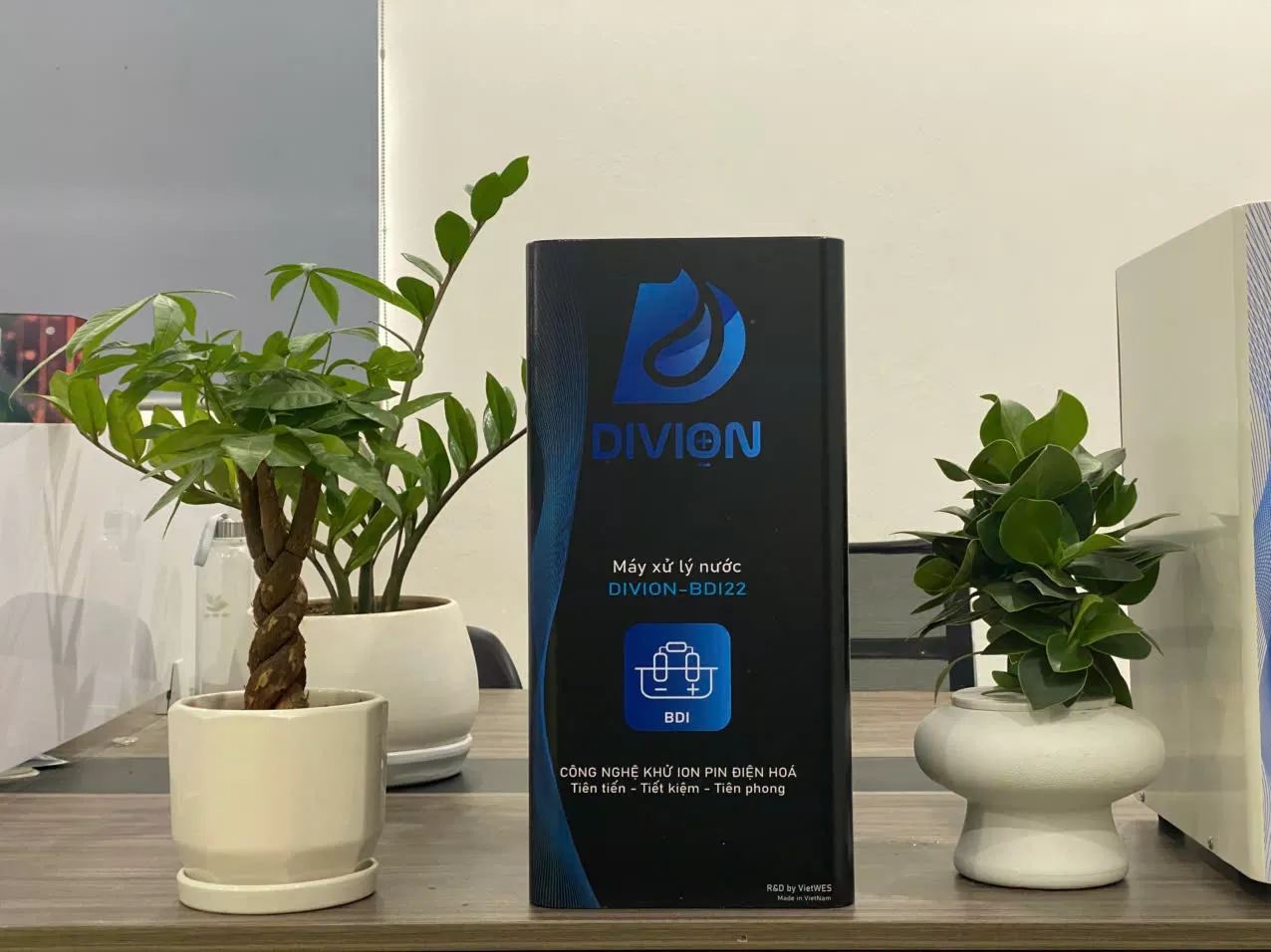 Máy xử lý nước DIVION - BDI22 – Công nghệ pin điện hóa không lõi lọc